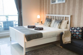 HiGuests - Studio With Incredible Sea Views, 3-min to Beach